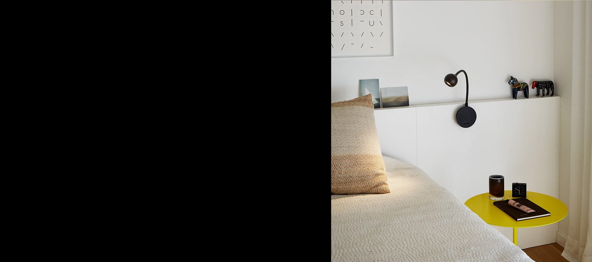 Aplice pat, lampa pentru citit orientabila cu LED, Marset