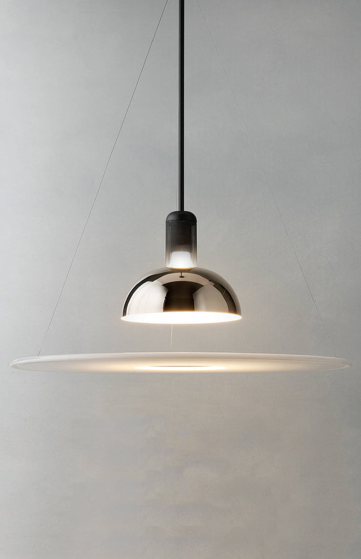 Lampa suspendata Frisbi FLOS, design minimalist