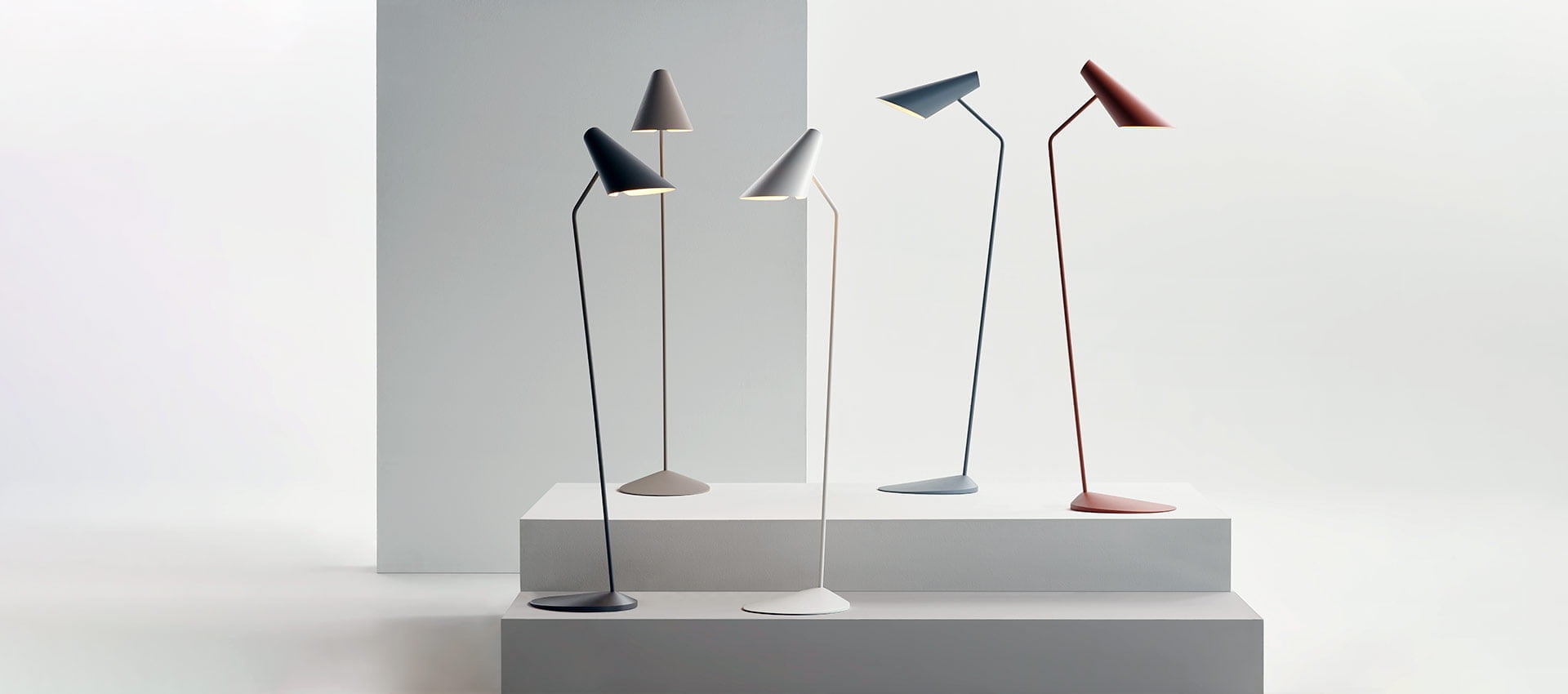 Lampadare moderne minimaliste Vibia, I.Cono