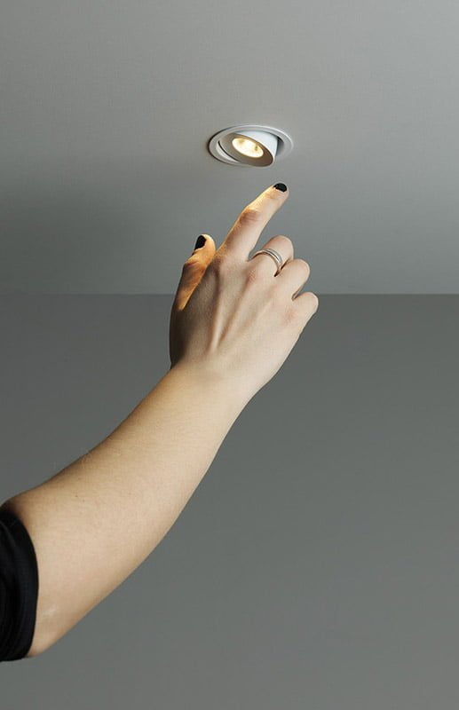 Spoturi LED orientabile tavan