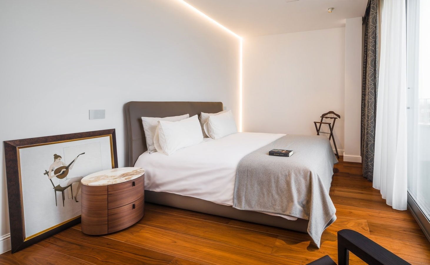 Iluminat arhitectural dormitor - profil LED incastrat